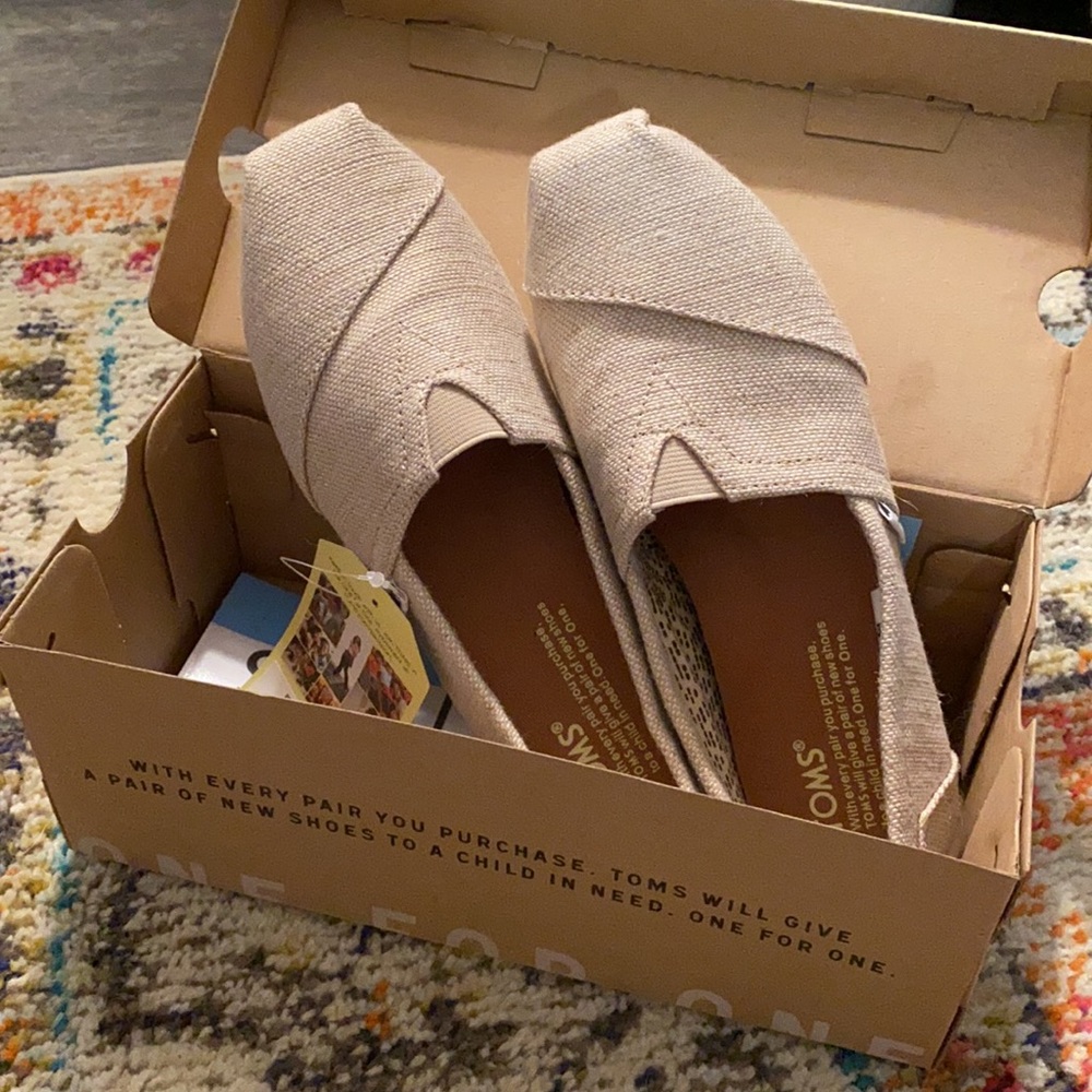 Neverworn gold/tan toms
